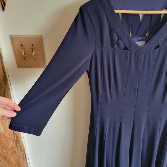 RABBIT Rabbit Rabbit 3/4 Sleeve Cocktail Dress Cut Outs Navy Blue Lined 10 - Picture 6 of 11